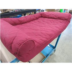 New Pet Bed 20 x 27 with zippered cover for easy cleaning