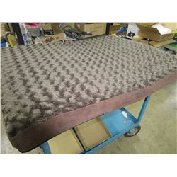 New Pet Bed 27 x 36 with zippered cover for easy cleaning