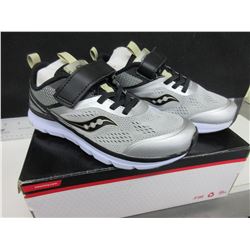 New boys Running Shoes size 3m