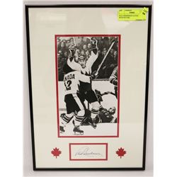 PAUL HENDERSON AUTOGRAPH WITH PICTURE.