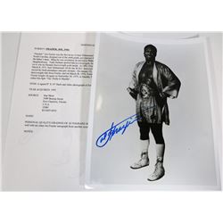 JOE FRAZIER BOXER AUTOGRAPH 8X10 PICTURE.