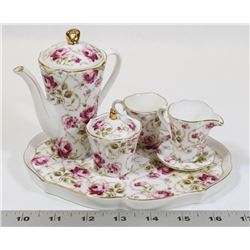 VINTAGE ADELINE COLLECTION