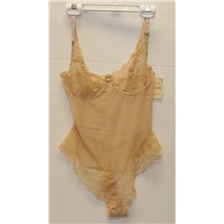 NEW ARIANNE NUDE LACED TEDDY SIZE SMALL