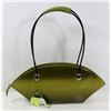 Image 1 : GREEN SNAKESKIN STYLE PURSE