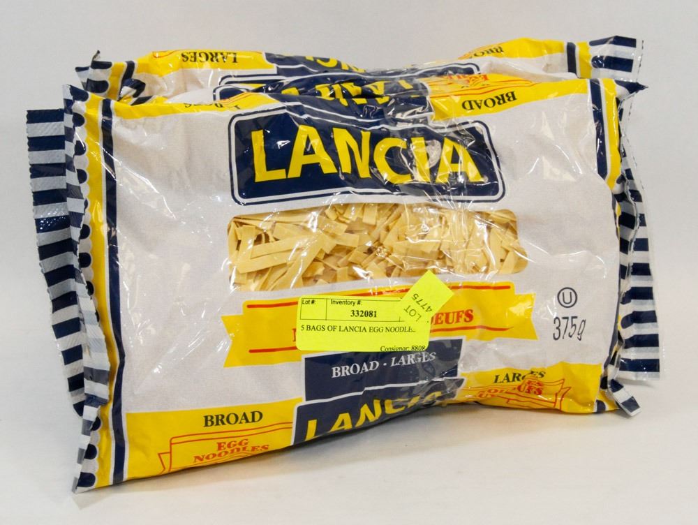 5 BAGS OF LANCIA EGG NOODLES.