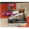 Image 1 : LOT OF MISC HOUSEHOLD ITEMS.