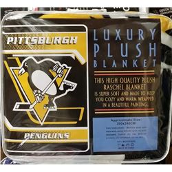 NEW! "PITTSBURGH" LUXURY PLUSH BLANKET (QUEEN)