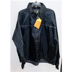 NEW CANADA  AUTHENTIC CASUAL COLLECTION SPORTS