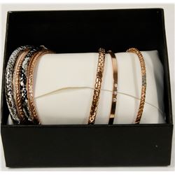 7 BANGLES SET NEW IN BOX.