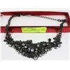 Image 1 : LARGE GOTHIC NECKLACE BLACK WITH LARGE WHITE