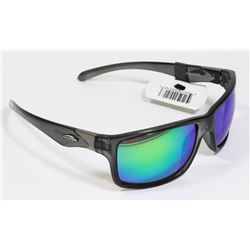 PAIR OF NEW DENVER HAYES SUNGLASSES NEW WITH TAGS