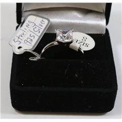 NEW STERLING 925 SILVER RING SIZE 8 CUBIC STONES.