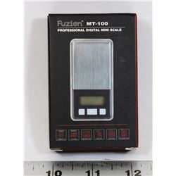 MT-100 PROFESSIONAL MINI DIGITAL SCALE
