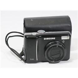 SAMSUNG DIGITAL CAMERA WITH CASE