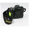 Image 1 : FUJI FINEPIX S2 PRO DIGITAL SLR CAMERA. NO LENSE.