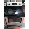 Image 1 : FRIGIDAIRE SILVER STOVE, 30"X25"X37".