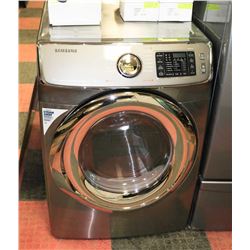SAMSUNG DRYER, 27"X28"X39".