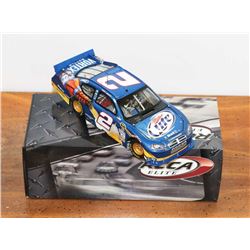 KURT BUSCH 1:24 AUTOGRAPHED RCCA ELITE DIECAST.