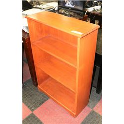 3 SHELF WOOD BOOKSHELF.