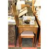 Image 1 : SINGER SEWING MACHINE WITH CABINET AND STOOL.
