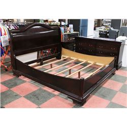 KING SIZE BEDROOM SET WITH DRESSER (68"X20"X36"),