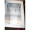 Image 2 : APARTMENT IGLOO FREEZER 5.2 CUBIC FEET, 115V,