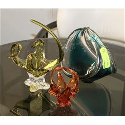 ESTATE LOT OF 3 ART GLASS DISHES