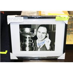 FRAMED RED KELLY SIGNED AUTOGRAPHED PHOTO.