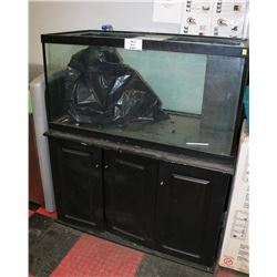 LARGE FISH TANK WITH STAND HAS DAMAGE AS IS