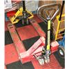 Image 1 : PALLET JACK 5500LBS CAPACITY.