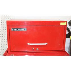 METAL RED TOOLBOX.