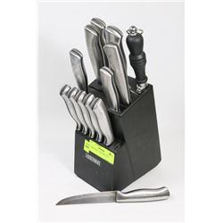 FARBERWARE 13PC KNIFE SET