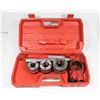 Image 1 : PIPE THREADING KIT 1/2, 3/4 1"