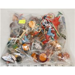 BAG OF VINTAGE SMALL TOYS