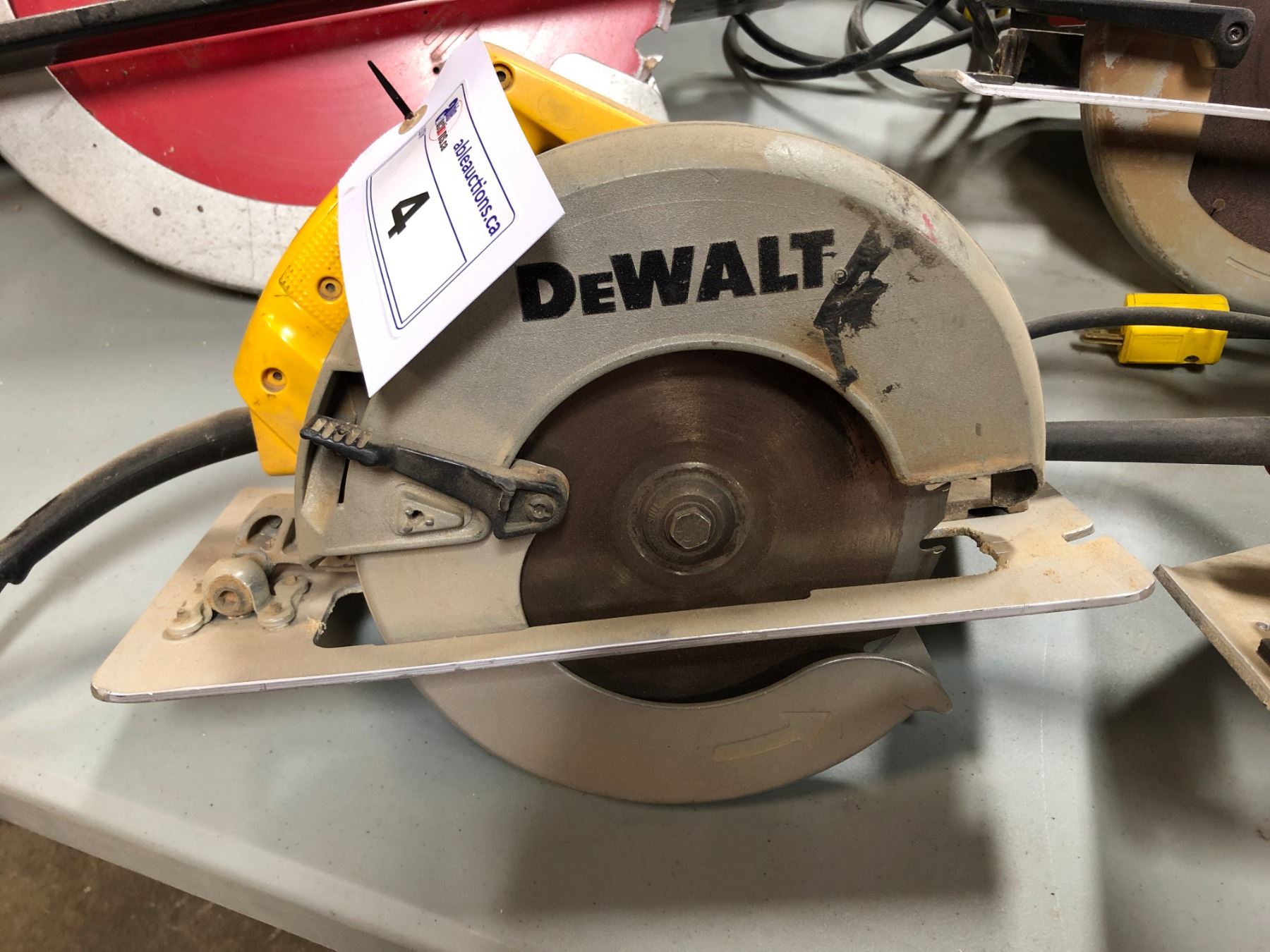 DEWALT DW384 8 1/4 INCH CIRCULAR SAW Able Auctions