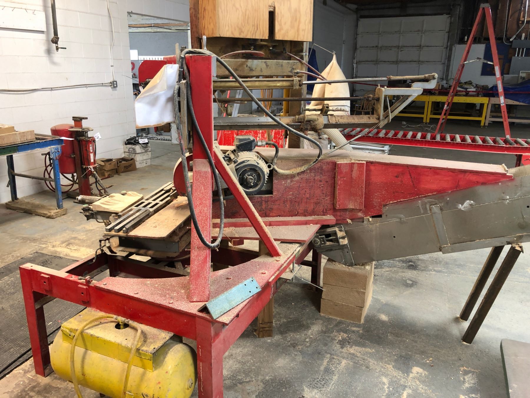 Speedcut SPEEDCUT METRA CUT FENCELINE SAW SYSTEM WITH NOTCHING HEAD, PNEUMATIC ...