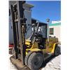 Image 2 : HYSTER 2 STAGE 15,000 LB CAPACITY DIESEL FORKLIFT WITH SIDE SHIFT, 3980 HOURS, FORK RACK OFF, NEED