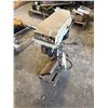 Image 1 : DELTA BENCH TOP DRILL PRESS