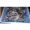 Image 2 : 2 TRAYS OF HITCH PINS