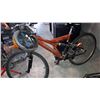 Image 1 : ORANGE ROCKY MOUNTAIN BIKE