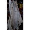 Image 1 : 6 LEATHER HIDES