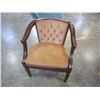 Image 1 : BUTTON BACK BUCKET CHAIR