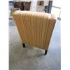 Image 2 : STRIPED STYLUS ACCENT CHAIR