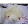 Image 2 : FLEECE POODLE RUG, 2 SNOW OWL PILLOWS, AND WHITE FLUFFY PILLOW