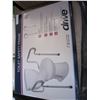 Image 3 : TOILET SAFETY FRAME AND BATH SAFETY SEAT