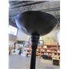 Image 2 : BLACK FLOOR LAMP