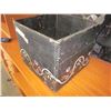 Image 3 : HAND-PAINTED BUTTER BOX