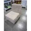 Image 2 : MICRO FIBER ACCENT CHAIR