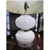 Image 2 : MODERN WHITE TABLE LAMP