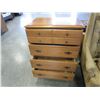 Image 2 : MAPLE 4 DRAWER DRESSER